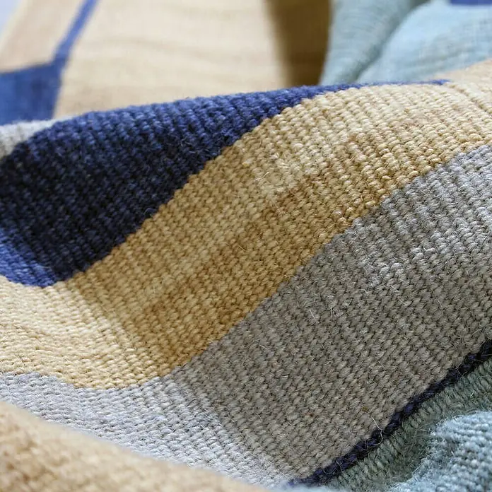 Kayoom Flachgewebeteppich Intenso 315 - Blau, 230 x 160 cm, 80 % Wolle, 20 % Baumwolle - Detailaufnahme