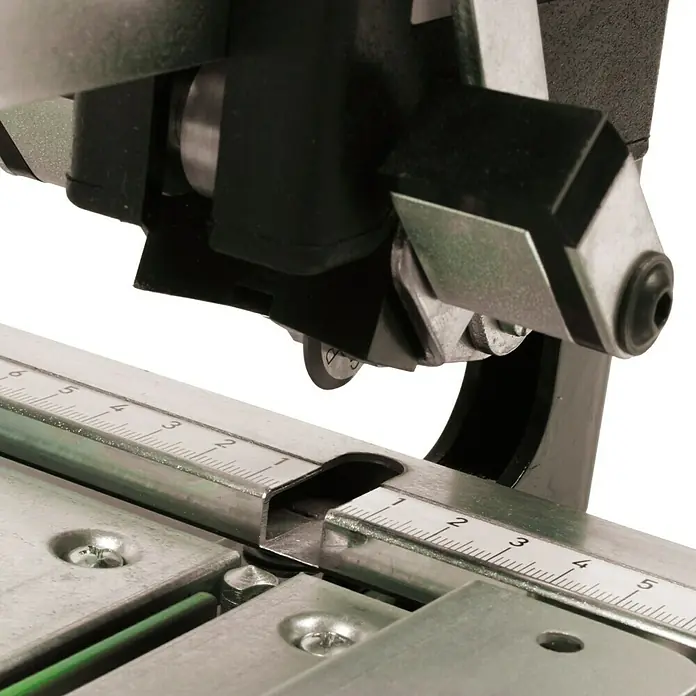 Berg Fliesenschneider BTC 640 - Max. Schnittlänge: 640 mm - Detailaufnahme