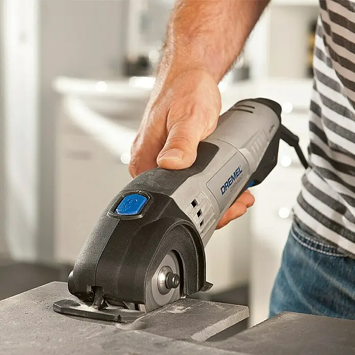 Dremel Diamantdoorslijpschijf DSM 540 - Schijfdiameter: 77 mm, Geschikt voor: Keramische tegels, Zaagdiepte: 20 mm, 1 st. - Toepassingsvoorbeeld