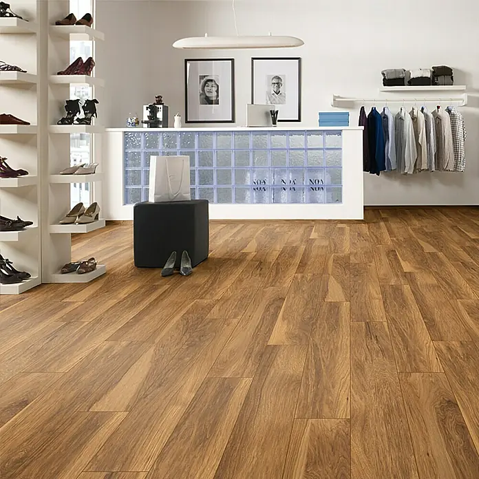 LOGOCLIC Vinto Laminat Hickory Marsala - 1.285 x 192 x 10 mm, Rustikalni pod - Živopisni prikaz