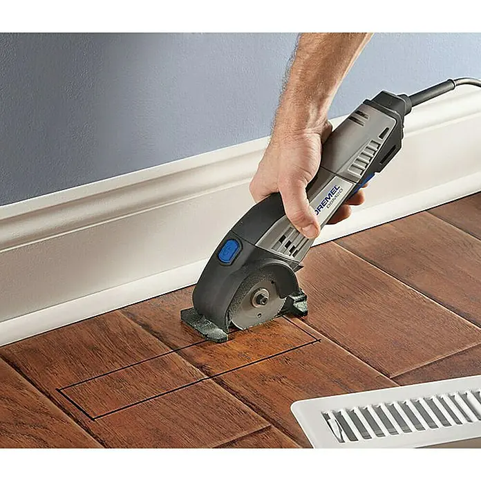 Dremel Kompaktsäge DSM20 3/4 - 710 W, Max. Leerlaufdrehzahl: 17.000 U/min, Schnitttiefe: 20 mm - Anwendungsbeispiel