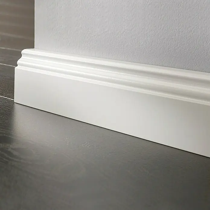 LOGOCLIC Podna kutna lajsna Bijela - 2,6 m x 17 mm x 70 mm, Profilirano - Živopisni prikaz