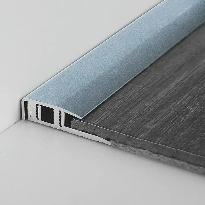LOGOCLIC Završni profil - Srebrne boje, 0,9 m x 21 mm, Vrsta montaže: Uticanje - Detaljan prikaz
