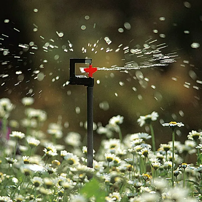 Gardena Micro-Drip Rotor raspršivača - 2 Kom., Veličina priključka: ³⁄₁₆″ - Proizvod u upotrebi