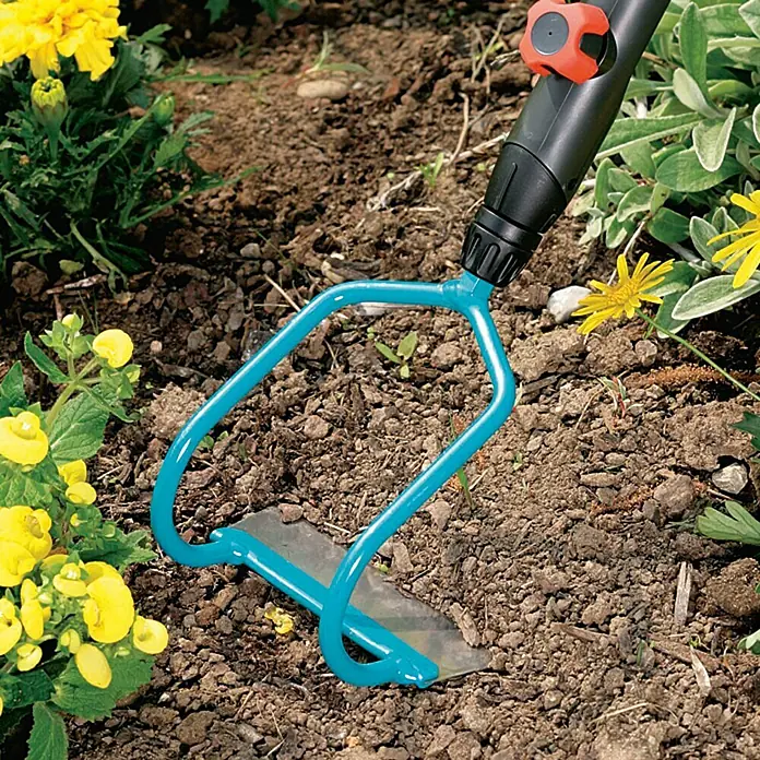 Gardena Combisystem Motika za okopavanje korova za Combisystem - Radna širina: 12 cm, Plemeniti čelik - Proizvod u upotrebi