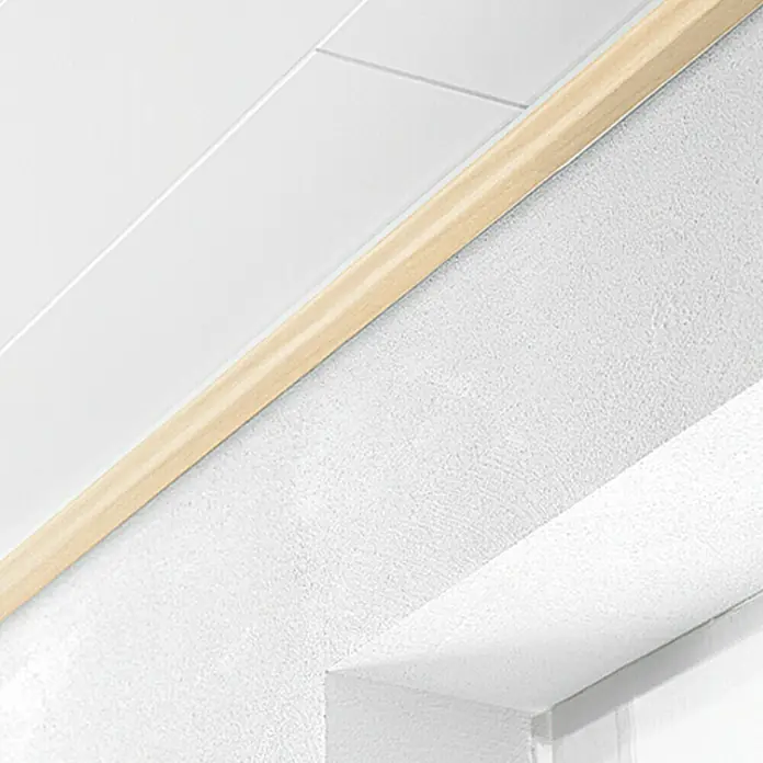 LOGOCLIC Deckenabschlussleiste Ahorn - 2,6 m x 36 mm x 16 mm - Stimmungsaufnahme
