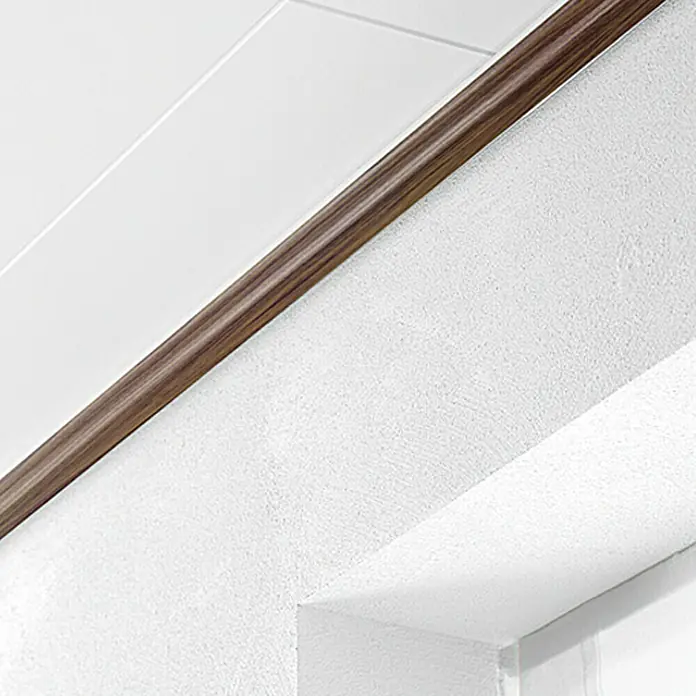LOGOCLIC Deckenabschlussleiste Mokka Royal - 2,6 m x 36 mm x 16 mm - Stimmungsaufnahme