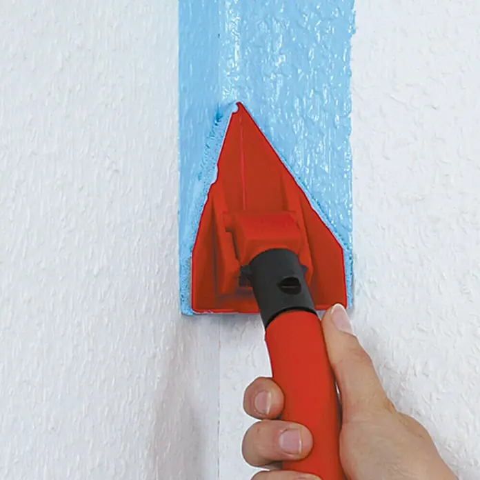 Lehnartz Isi-Line Eckenstreicher - Maße Kissen: 100 x 85 mm, Schwenkbarer Streichkopf - Anwendungsbeispiel
