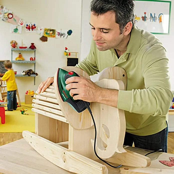Bosch Easy Multilijadora PSM 80 A - 80 W, 22.000 r.p.m. - Producto en uso
