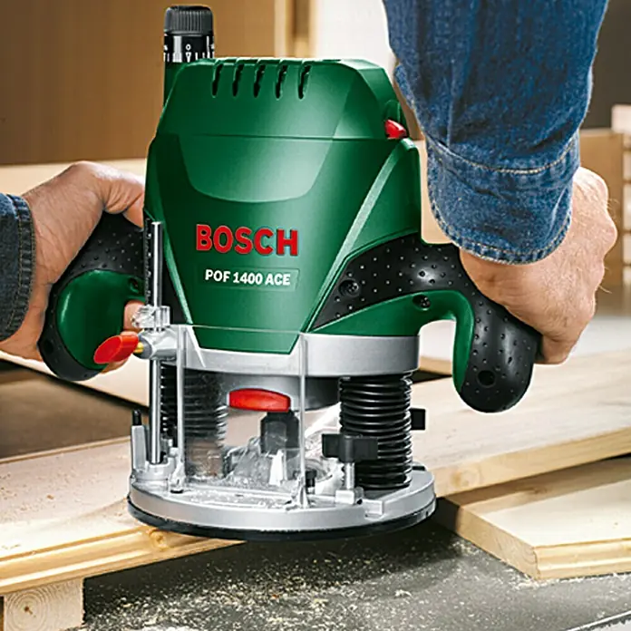 Bosch Oberfräse POF 1400 ACE - 1.400 W, 55 mm - Anwendungsbeispiel