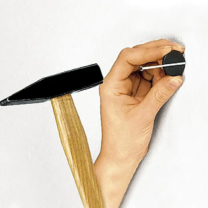 Alpha Tools Schlosserhammer - 100 g, Eschenholz - Anwendungsbeispiel