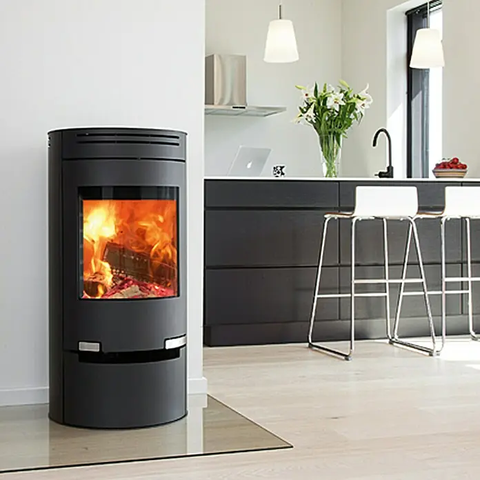 Aduro Kaminofen 1-1 - 6 kW, Raumheizvermögen: 334 m³, Schwarz - Stimmungsaufnahme
