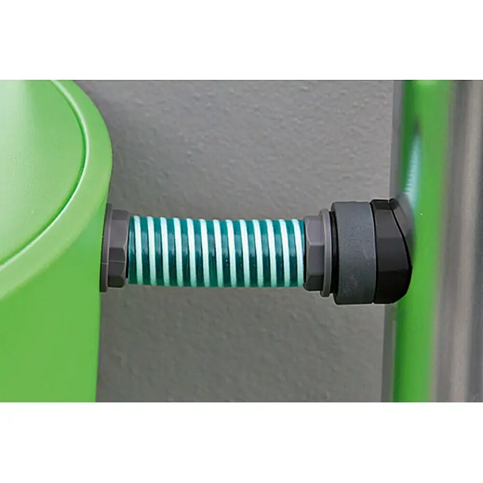 Regensammler Comfort - Geeignet für: Fallrohre von Ø 80 bis 100 mm, Größe Anschluss: 1″ - Stimmungsaufnahme