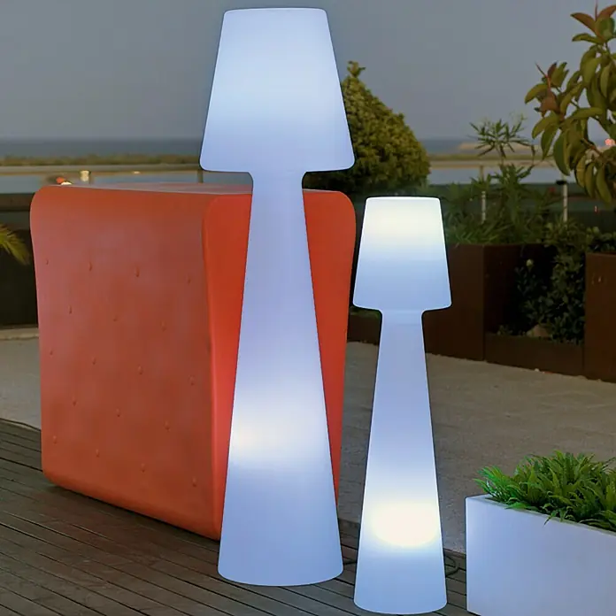 Design-Außenleuchte Lola 165 - Höhe: 165 cm, Leistung: 22 W, Warmweiß
