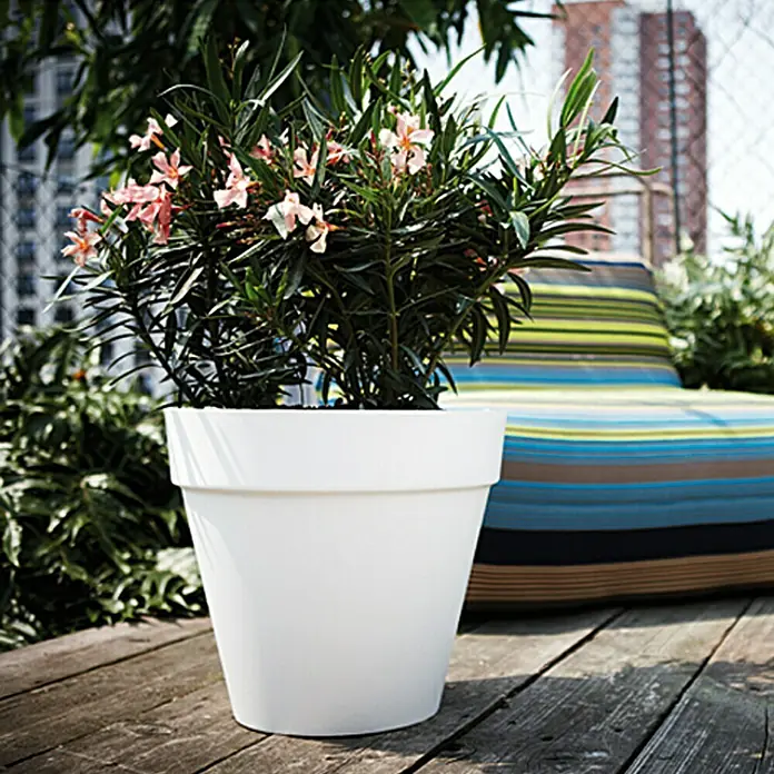 Elho Loft Urban Pflanztopf Loft Urban - Außenmaß (Ø x H): 29 x 26 cm, Kunststoff, Weiß - Vorderansicht
