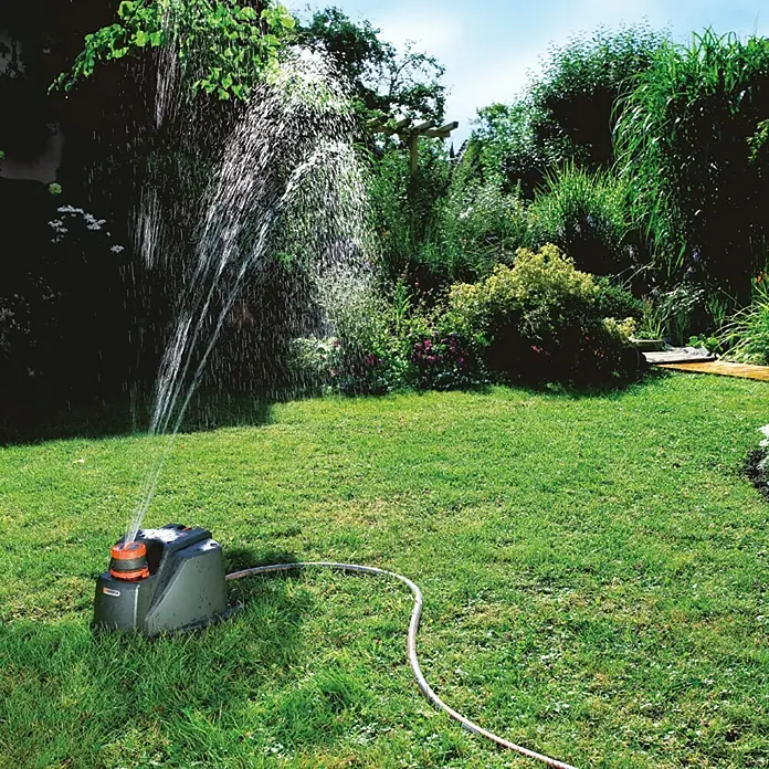 Gardena Comfort Višenamjenski raspršivač AquaContour - Plastika, Maksimalna površina raspršivača: 350 m²