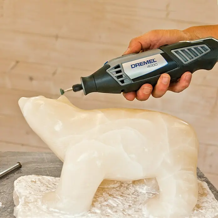 Dremel Punta de amolar de carburo de silicio Mod. 85602 - Cabeza de arandela, Diámetro de trabajo: 10,3 mm, 3 ud. - Producto en uso