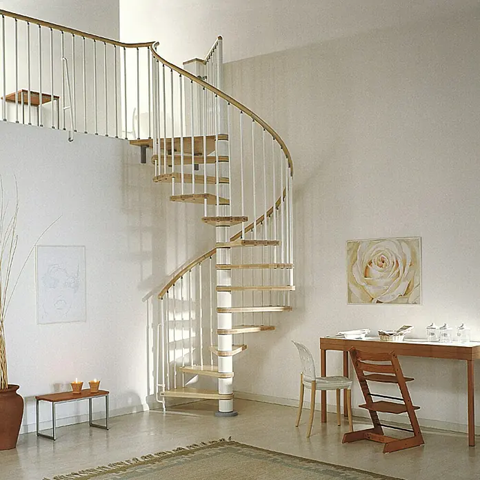 Fontanot Arké Spindeltreppe Klan - Durchmesser: 120 cm, Weiß, Farbe Stufen: Buche Hell, Geschosshöhe: 253 cm - 306 cm - Stimmungsaufnahme