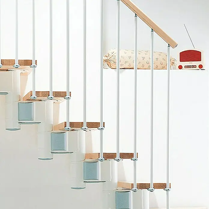 Fontanot Arké Mittelholmtreppe Kompact 89 - Breite: 89 cm, Weiß, 1/4-gewendelt, Farbe Stufen: Buche Hell, Geschosshöhe: 191 cm - 303 cm - Linke Seitenansicht