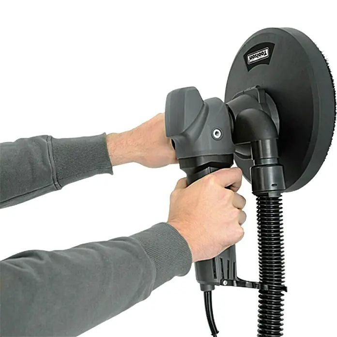 Toolson Wand- & Deckenschleifer DWS 225 R - 750 W, Durchmesser Schleifteller: 225 mm, Kantenlänge Delta-Schleifkopf: 280 mm - Anwendungsbeispiel