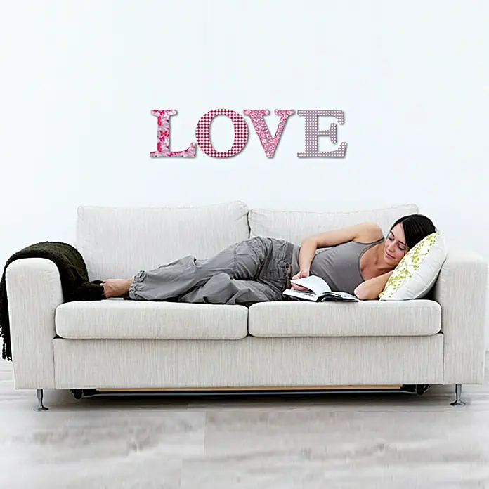 Wanddeko - Love, Bunt, 60 x 15 cm - Vorderansicht