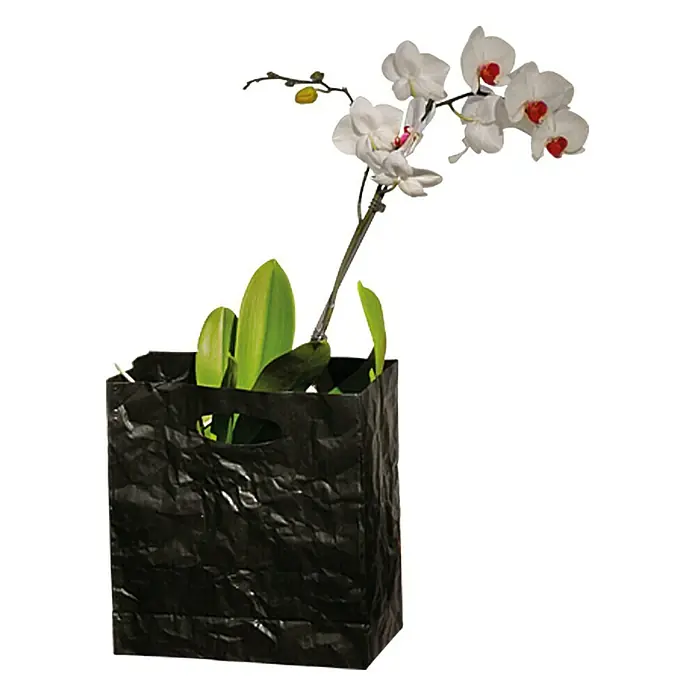 Caja arrugada - Negro, Plástico - Foto ambiente