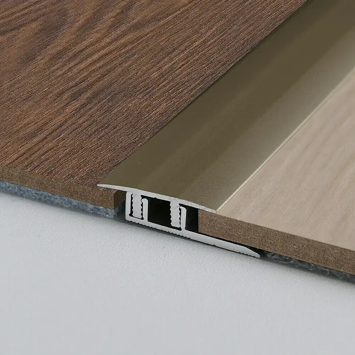 LOGOCLIC Prijelazni profil 322 - Mat plemeniti čelik, 2,7 m x 27 mm, Vrsta montaže: Uticanje - Detaljan prikaz