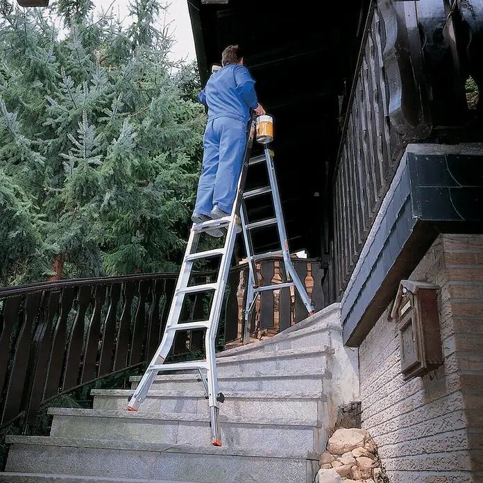 Krause Sprossen-Gelenk-Teleskopleiter TeleVario - Arbeitshöhe: 6,05 m, 4 x 5 Sprossen, Treppenfunktion, Aluminium - Anwendungsbeispiel