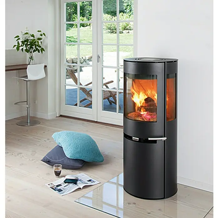 Aduro Kaminofen 9-5 - 6 kW, Raumheizvermögen: 334 m³, Mit Holzfach, Schwarz - Stimmungsaufnahme