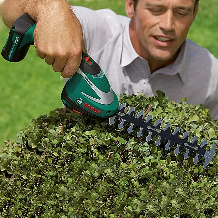 Bosch Accu gras- en buxusschaar ASB 10,8 Li - 10,8 V, Li-ion, 1,5 Ah, 1 accu, Mesbreedte: 10 cm, Accuduur: 100 min