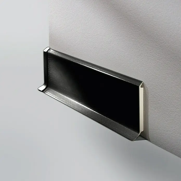 LOGOCLIC Podna lajsna od tvrde pjene HSL - Crne boje, 2,5 m x 14 mm x 60 mm - Živopisni prikaz