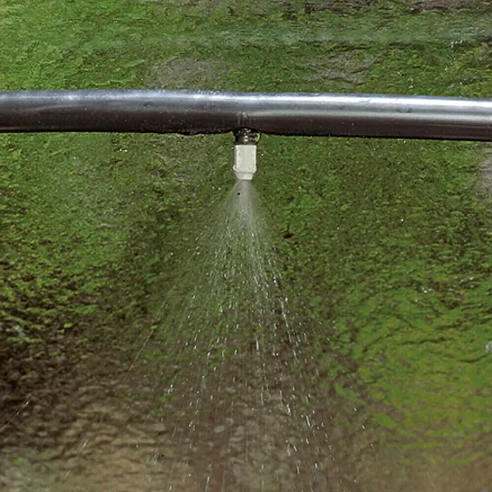 Gardena Micro-Drip Mlaznica s uskim magličastim mlazom - 5 Kom., Veličina priključka: ³⁄₁₆″ - Proizvod u upotrebi