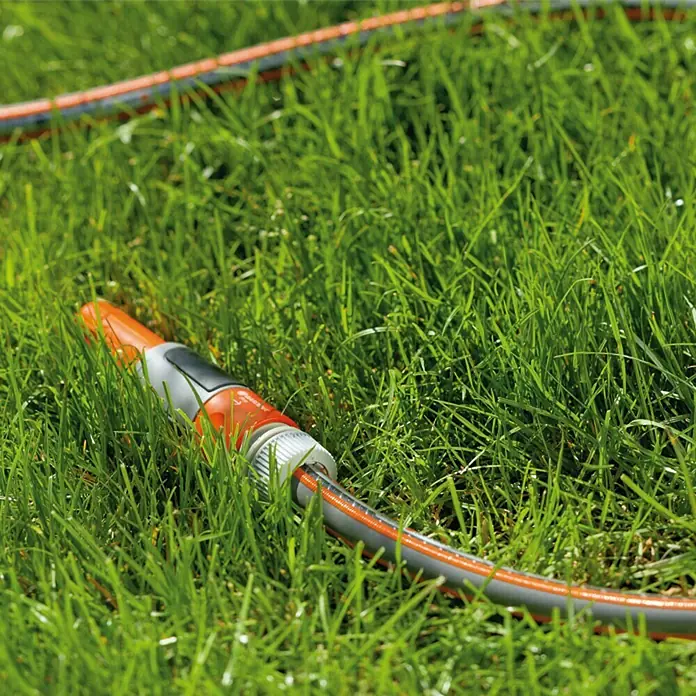 Gardena Crijevo Comfort High Flex - Duljina: 20 m, Promjer crijeva: 13 mm (½″), Tlak prskanja: 30 bar - Proizvod u upotrebi