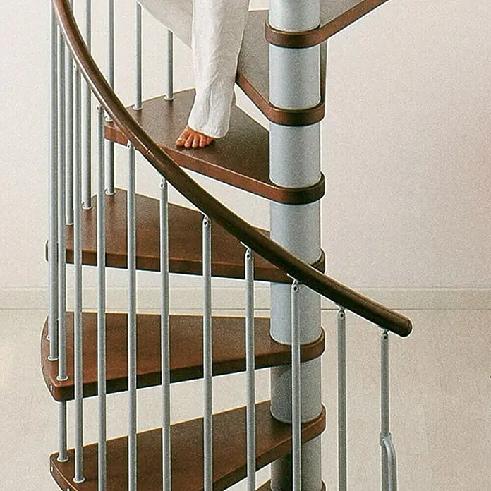 Fontanot Arké Spindeltreppe Klan - Durchmesser: 140 cm, Grau Metallic, Farbe Stufen: Buche Dunkel, Geschosshöhe: 253 cm - 306 cm - Linke Seitenansicht