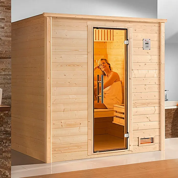 Weka Massivholzsauna 530 GT Gr.1 - Ohne Ofen, Außenmaß: 148 x 198 x 203,5 cm - Vorderansicht