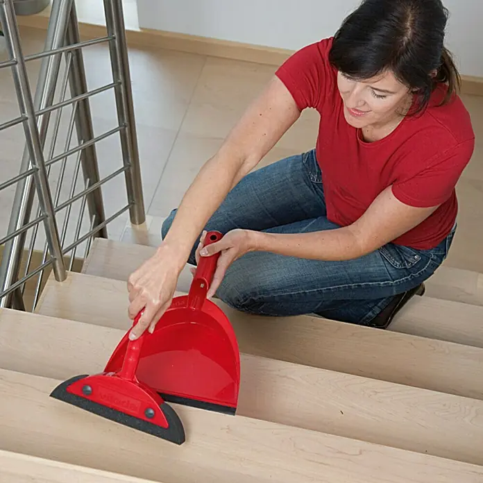 Vileda Superfeger Kehr-Set Classic - Material Besenkopf: Mikroschaum - Anwendungsbeispiel