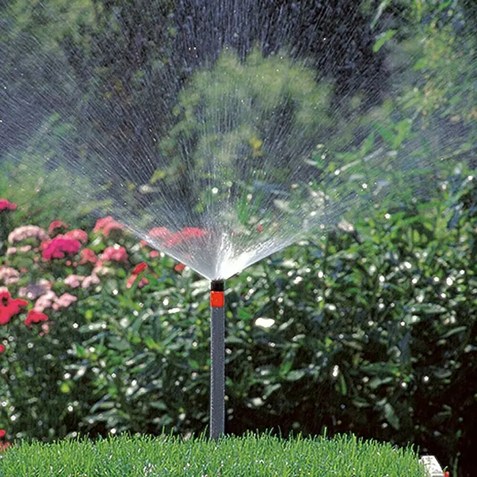 Gardena Dubinski zaljevač - Plastika, Maksimalna površina raspršivača: 80 m² - Proizvod u upotrebi