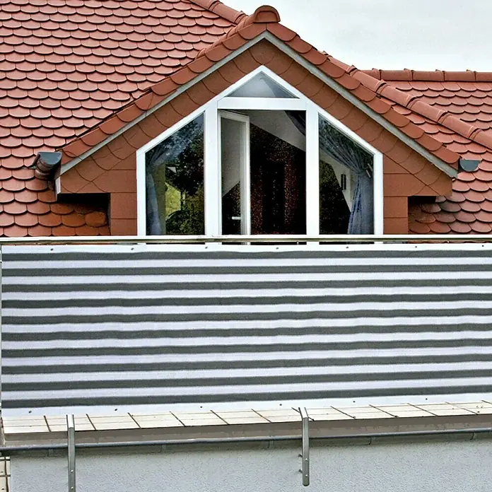 Gardol Zaštita od pogleda za balkon - Sivo-bijele boje, 5 x 0,9 m - Proizvod u upotrebi