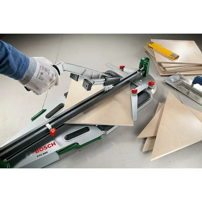 Bosch Fliesenschneider PTC 640 - Schnittlänge: 640 mm - Anwendungsbeispiel