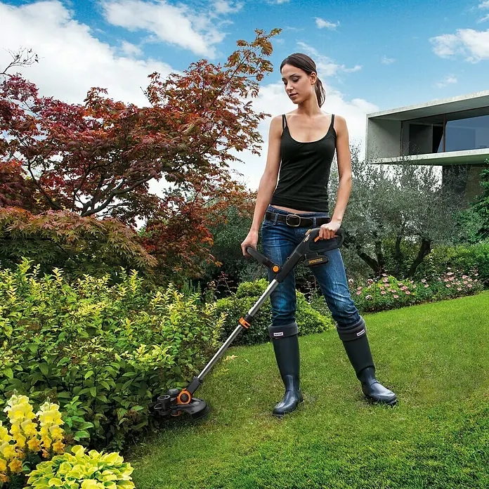 Worx Akku-Rasentrimmer WG163E.9 - 20 V, Li-Ionen, Ohne Akku, Schnittbreite: 30 cm - Anwendungsbeispiel
