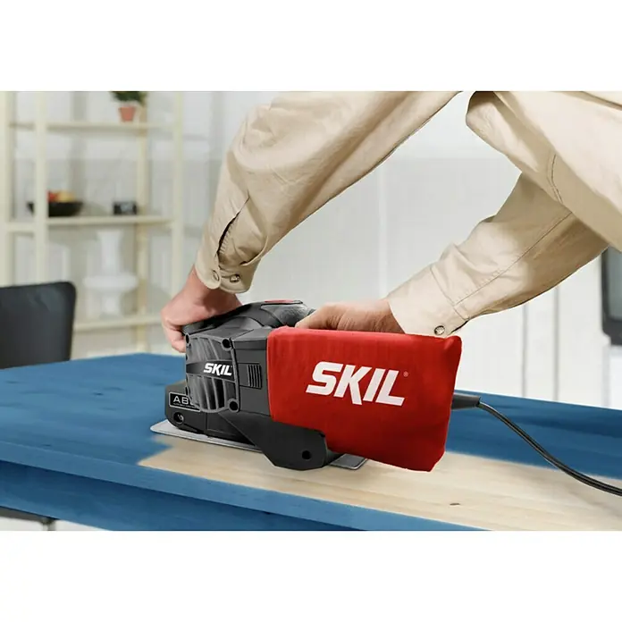Skil Bandschleifer 1210 AA - 650 W, Bandabmessung: 76 x 457 mm - Anwendungsbeispiel