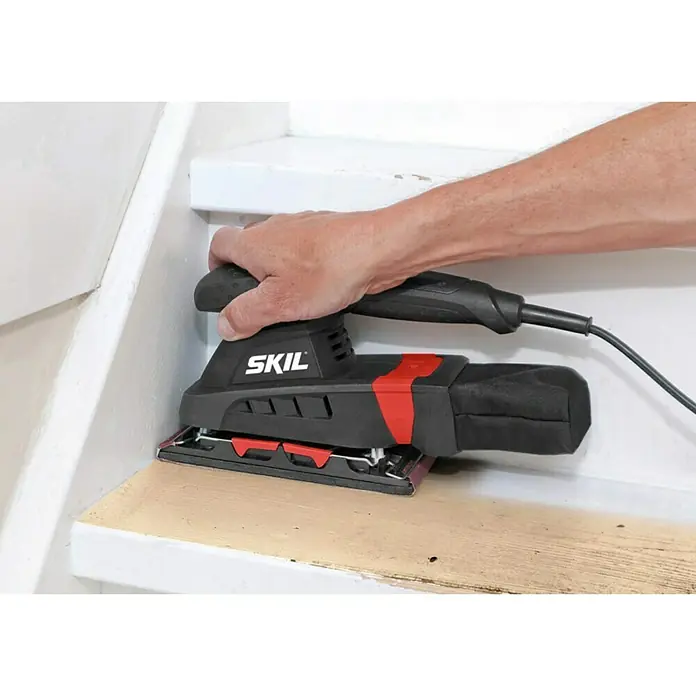 Skil Schwingschleifer 7347 AA - 160 W, Schwingzahl: 24.000 U/min, Schleiffläche: 92 x 185 mm - Anwendungsbeispiel
