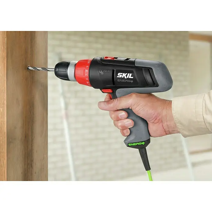 Bosch Električna bušilica/izvijač 6221 AA Energy Line - 200 W, Broj okretaja pri praznom hodu: 0 okr/min - 1.600 okr/min - Proizvod u upotrebi