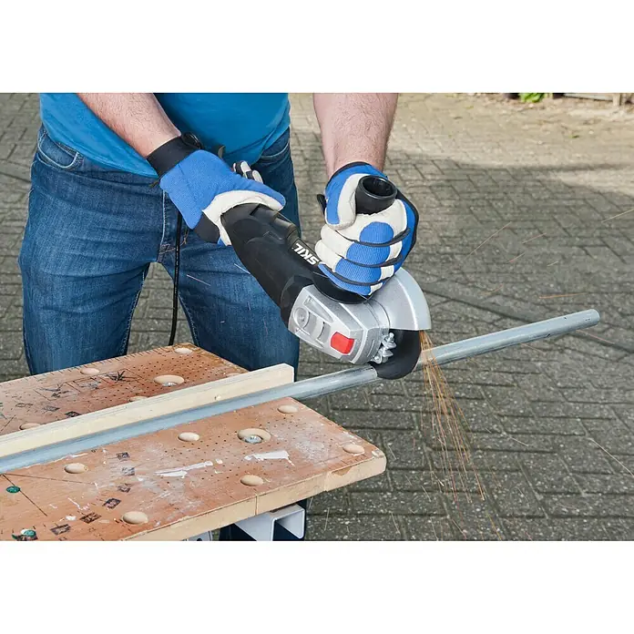Skil Winkelschleifer 9007 AA - 710 W, 125 mm, 12.000 U/min - Anwendungsbeispiel