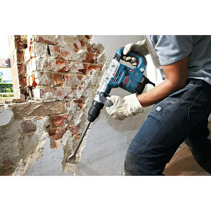 Bosch Professional Abbruchhammer GSH 5 - 1.100 W, Einzelschlagstärke: 7,5 J, Schlagzahl: 2.900 /min - Anwendungsbeispiel