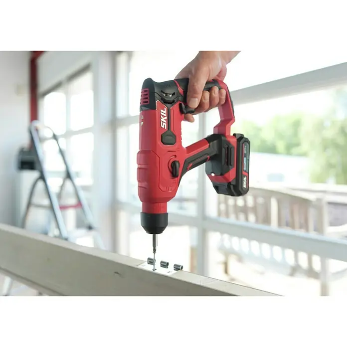 Skil Energy Platform Accuboorhamer 3810 CA - 18 V, Excl. accu, Onbelast toerental: 0 tpm - 900 tpm - Toepassingsvoorbeeld
