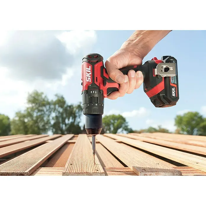 Skil Energy Platform Akku-Schlagbohrmaschine 3020 HB - 18 V, 2 Akkus, 2,5 Ah - Anwendungsbeispiel