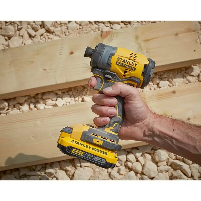 Stanley FatMax Taladro percutor de batería SFMCF810D2K - 18 V, 2 baterías, 2 Ah, 2.800 r.p.m.
