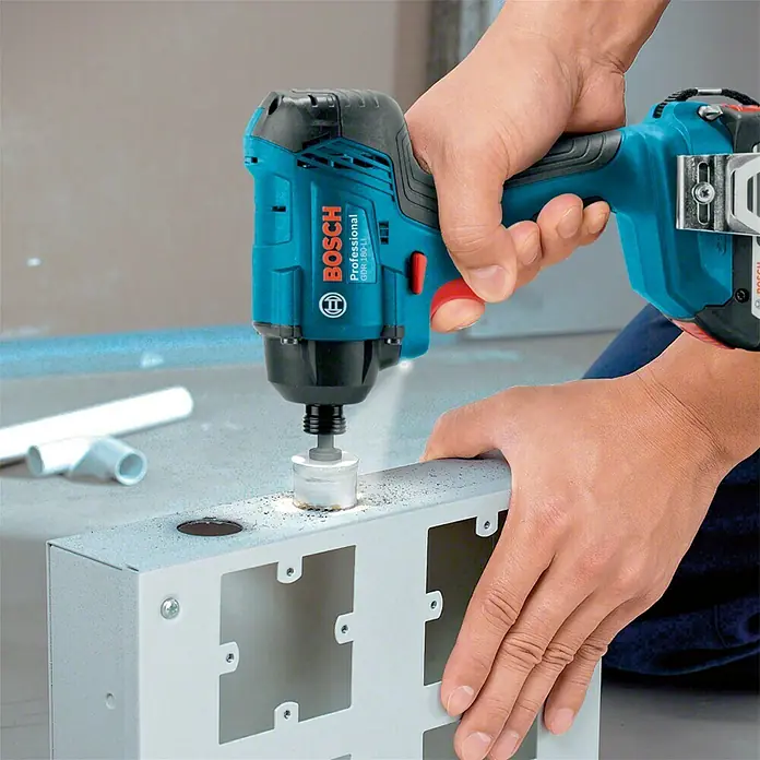 Bosch Professional Llave de impacto giratoria de batería GDR18-160 - 18 V, 2 baterías, 2 Ah, Número de revoluciones de marcha en vacío: 2.800 r.p.m.