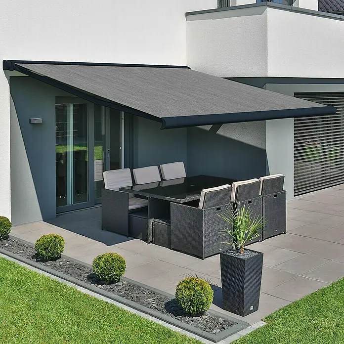 Deyo Limassol Vollkassettenmarkise - Sandbeige, Farbe Gestell: Anthrazit, Breite: 5,5 m, Ausfall: 3,5 m - Stimmungsaufnahme